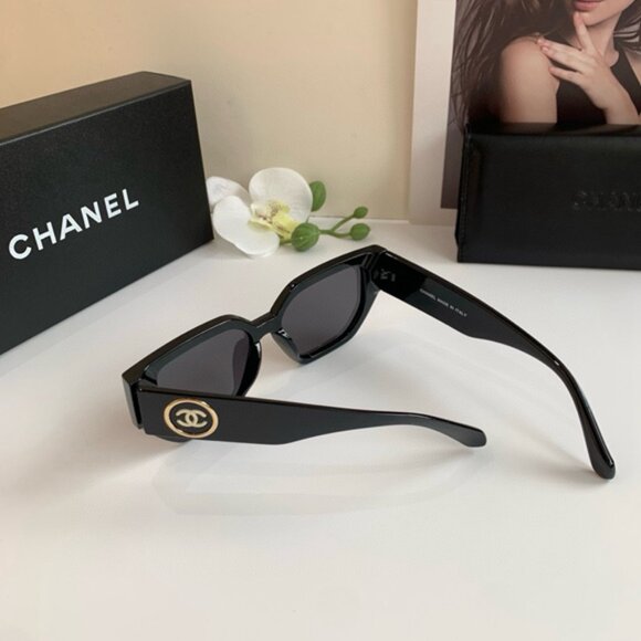 CHANEL Women's Black Sunglasses - Picture 3 of 7